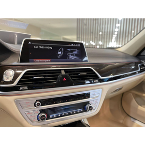 BMW 730Li Pure Excellence 2023