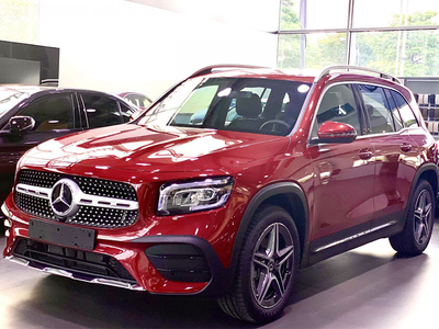 Mercedes-Benz GLB 200 AMG