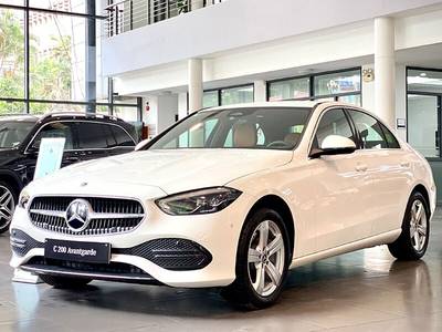 Mercedes-Benz C 200 Avantgarde 2025 (V2)