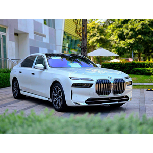 BMW 735i Pure Excellence