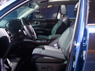 New KIA Sorento 2.2D Luxury