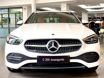Mercedes-Benz C 200 Avantgarde 2025 (V2)
