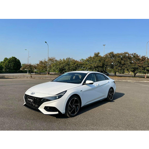 Hyundai Elantra 2.0 AT Cao Cấp
