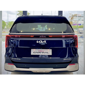 New KIA Carnival 2.2D Premium 7S