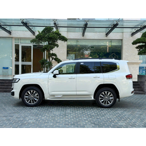 Toyota Land Cruiser HEV