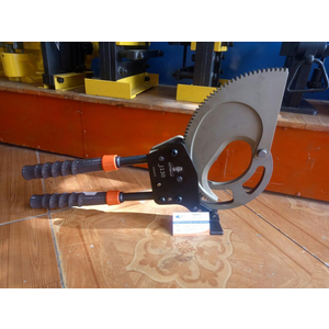 Kìm cắt cáp nhông Cutter-liu J130