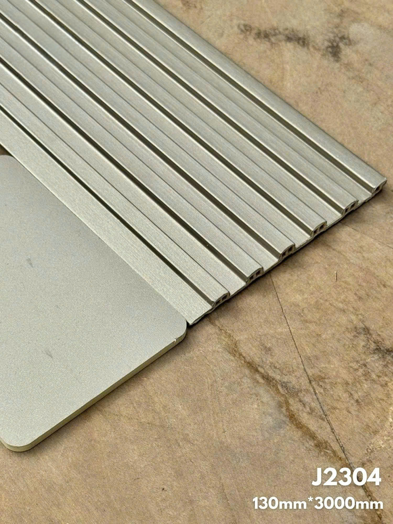 BỘ TẤM ỐP THAN TRE+ LAM 6 SÓNG 5MM CAO CẤP TẠI HỒ CHÍ MINH