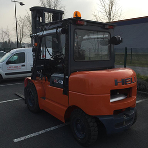 XE NÂNG HÀNG HELI 4-5 TẤN