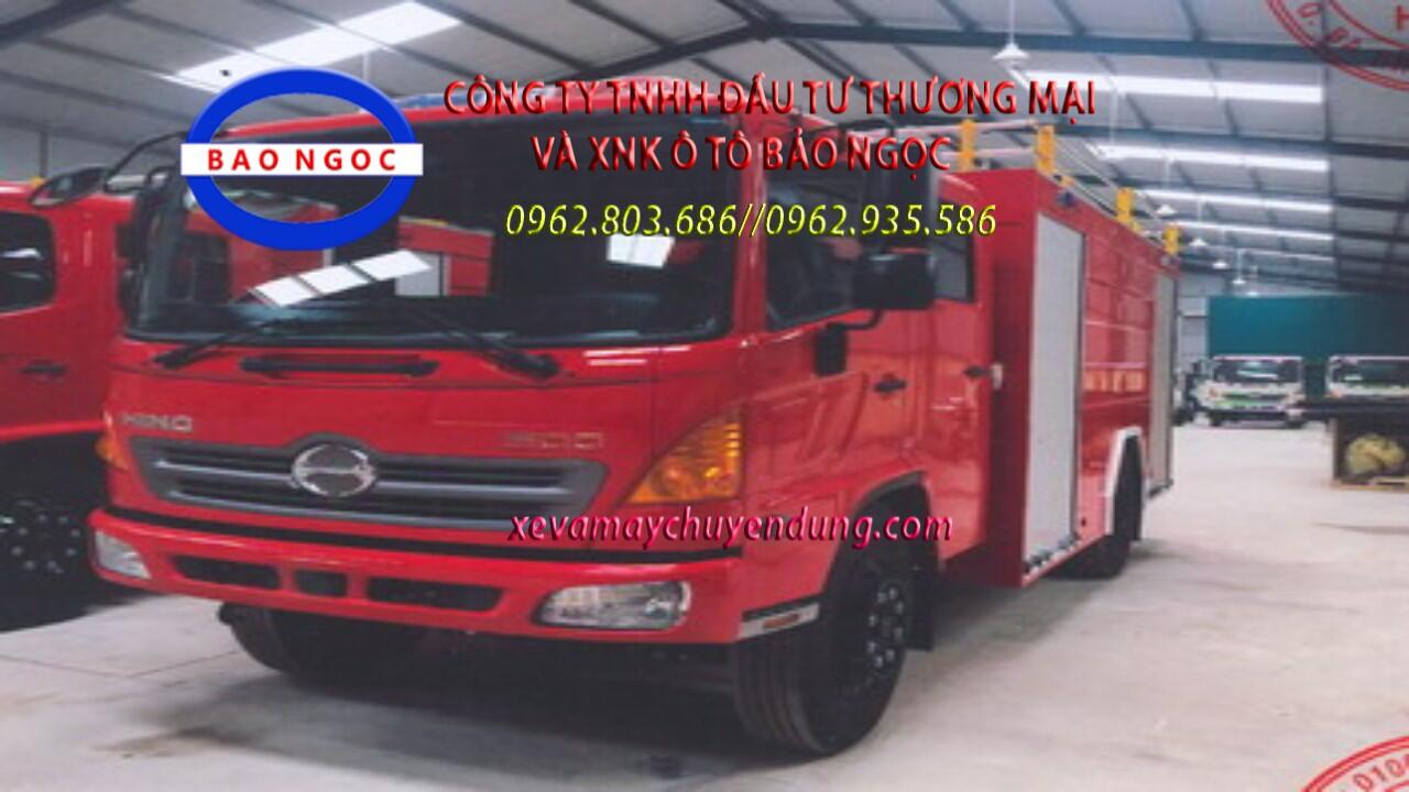 Xe cứu hỏa chữa cháy hino fg chứa 5 khối nước và 1 khối foam