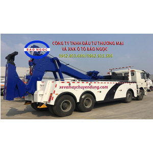 Xe cứu hộ giao thông 4 chân shacman kéo chở xe