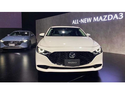 Mazda 3 2.0L Signature Luxury 2025