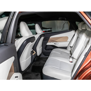 Lexus ES 500e