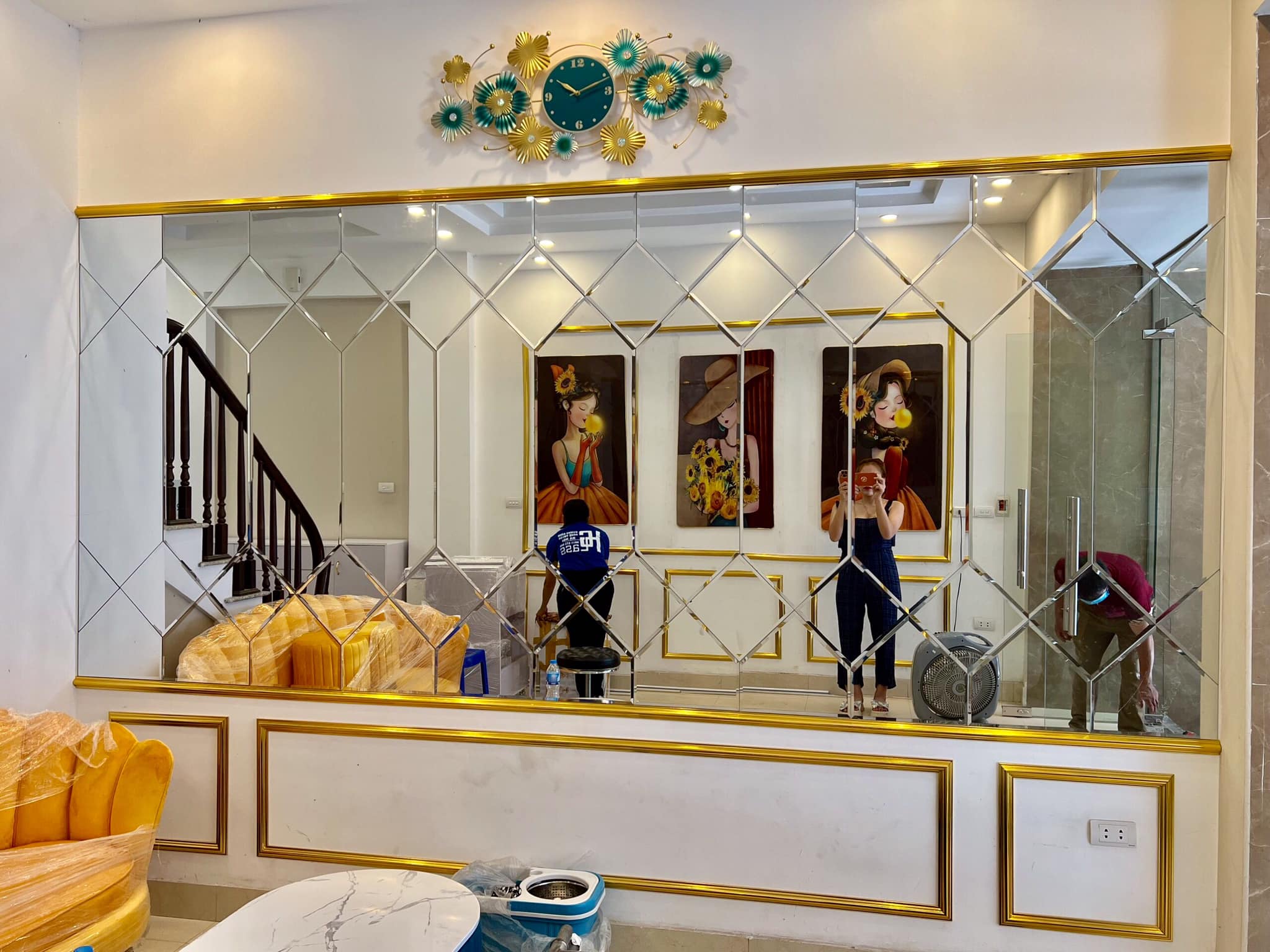 Gương Trang Trí Spa