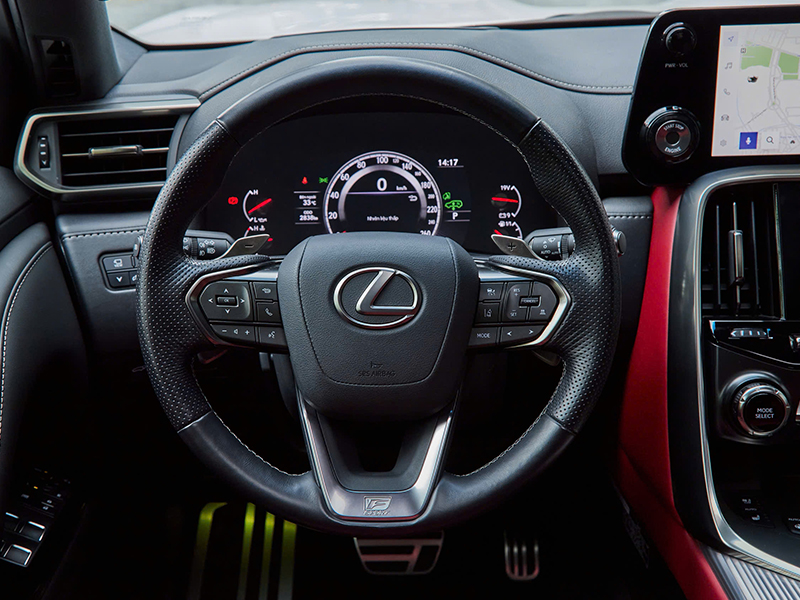 Lexus LX 600 F Sport