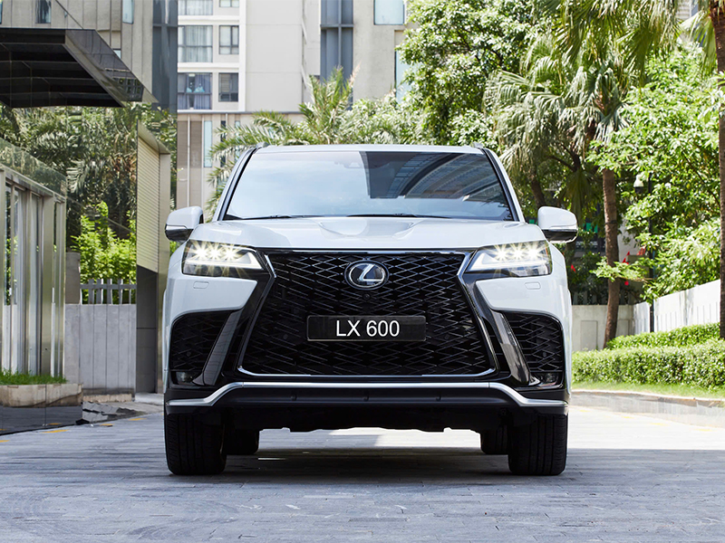Lexus LX 600 F Sport