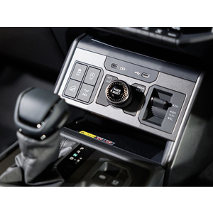 Toyota Hilux Standard 2.8L 4x2 MT