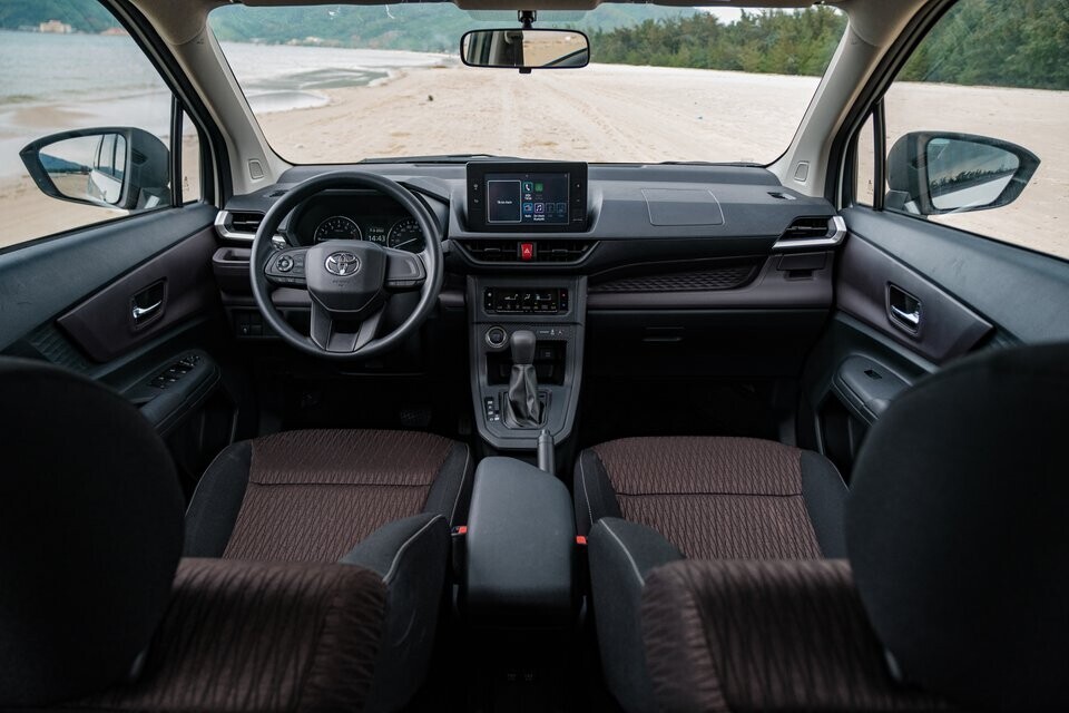 Toyota Avanza Premio CVT