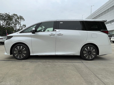 Toyota Alphard 2.4 Turbo
