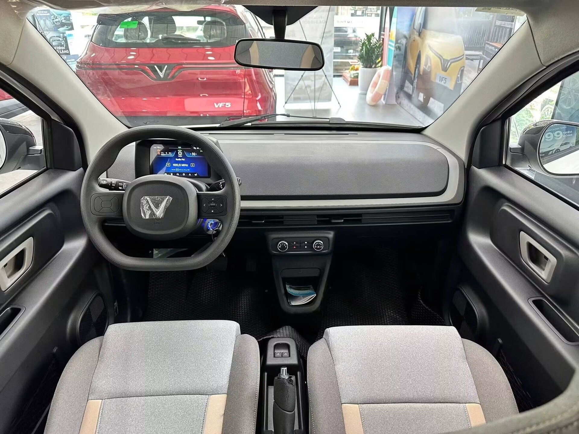 VinFast Minio Green
