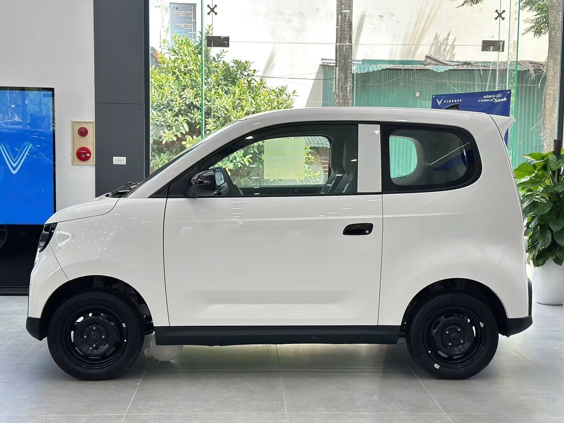 VinFast Minio Green