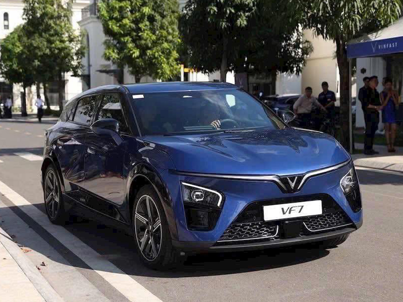 VinFast VF 7
