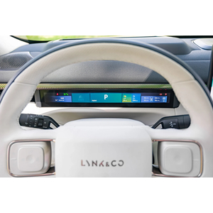 Lynk & Co 900
