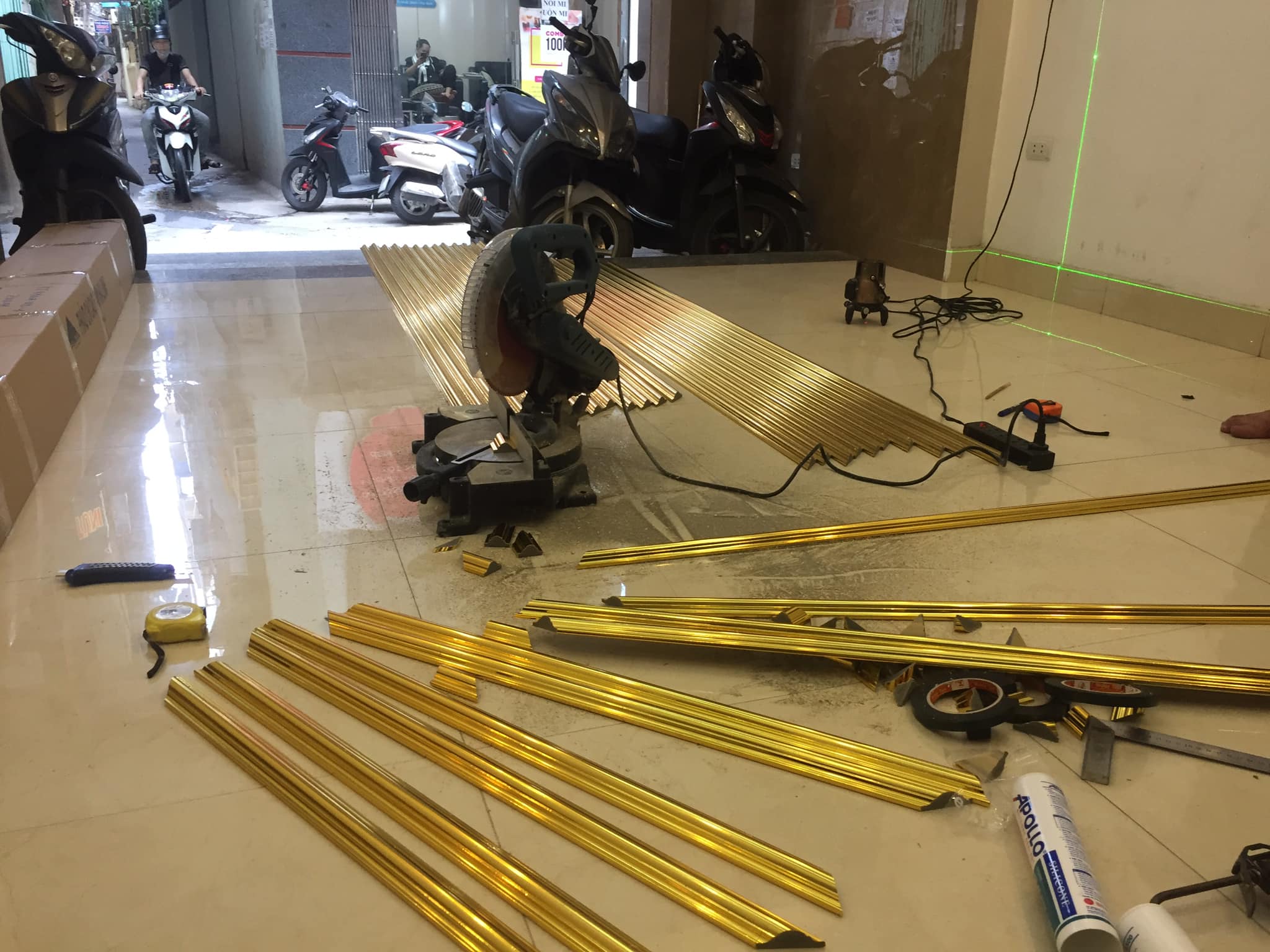 Gương Trang Trí Spa