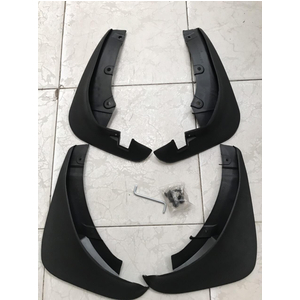 Bộ chắn bùn xe Mazda6 06-19