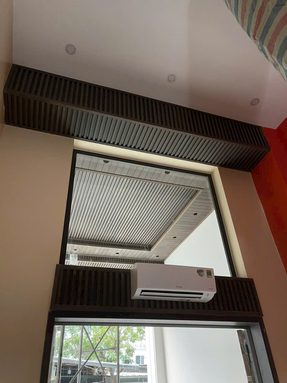 Tấm ốp phủ ASA 5 sóng gỗ nhựa LW-W175H20