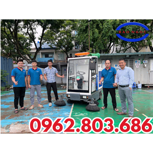 XE QUÉT ĐƯỜNG NGỒI LÁI XD-3000 & XD-1500