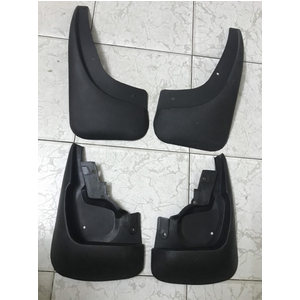 Bộ chắn bùn xe Fiat Albea