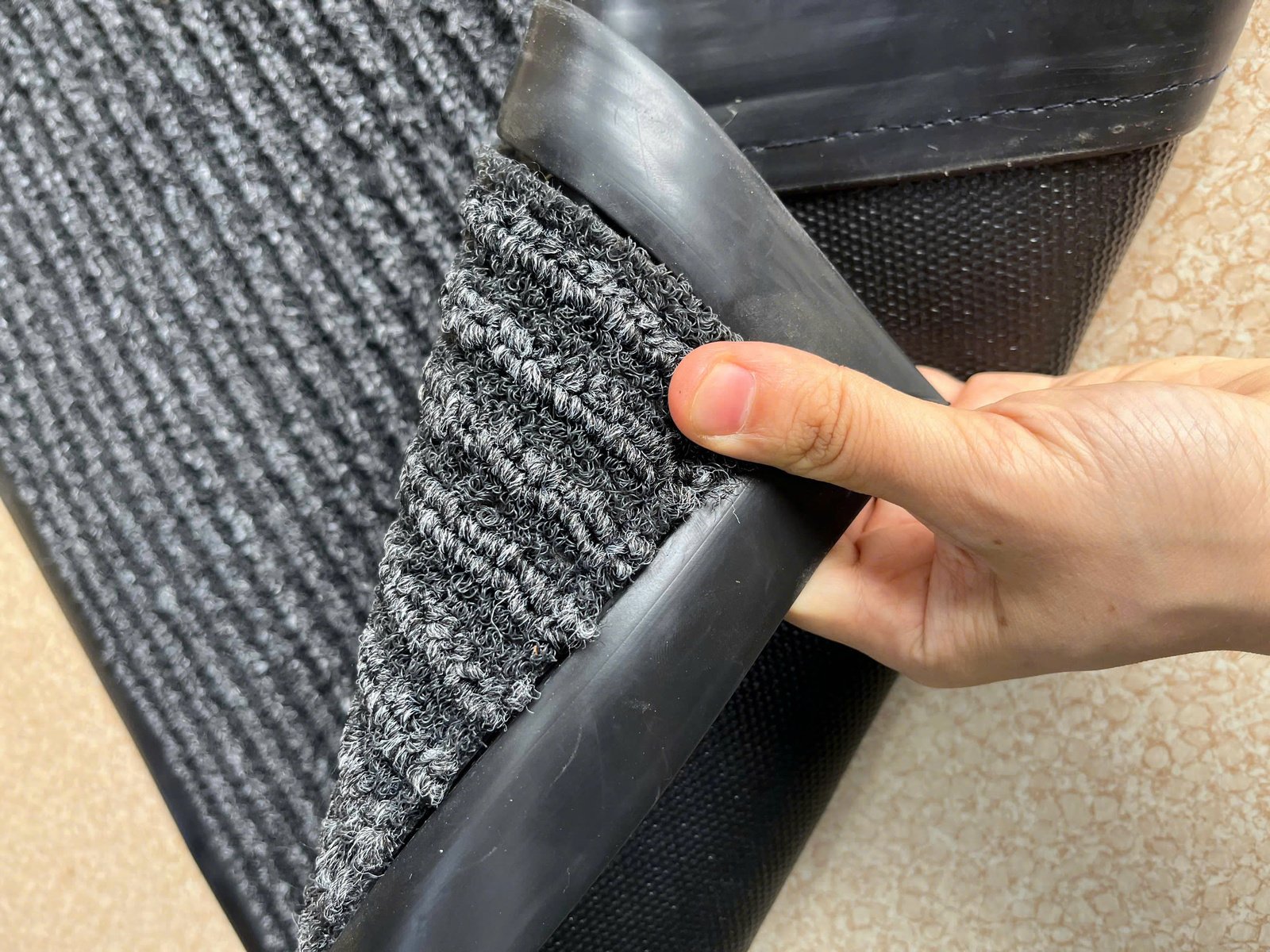 Thảm tấm chùi chân 3M Nomad Carpet Matting 3M 3100N