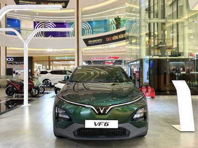 VinFast VF- 6 Plus