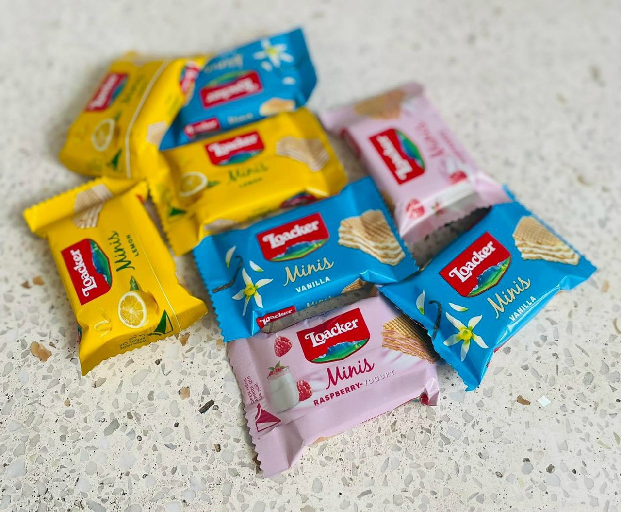 Bánh xốp Loacker spring 80 cái