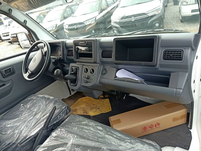 SUZUKI CARRY PRO THUNG MUI BẠT