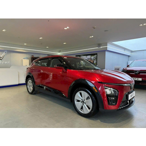 VinFast VF7 Eco