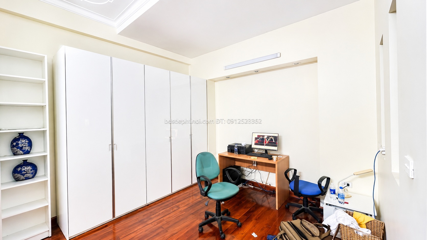 Bán Nhà Lô Góc Phố Triệu Việt Vương, Hai Bà Trưng, 70m², 5 Tầng, Nở Hậu, Ô Tô Vào