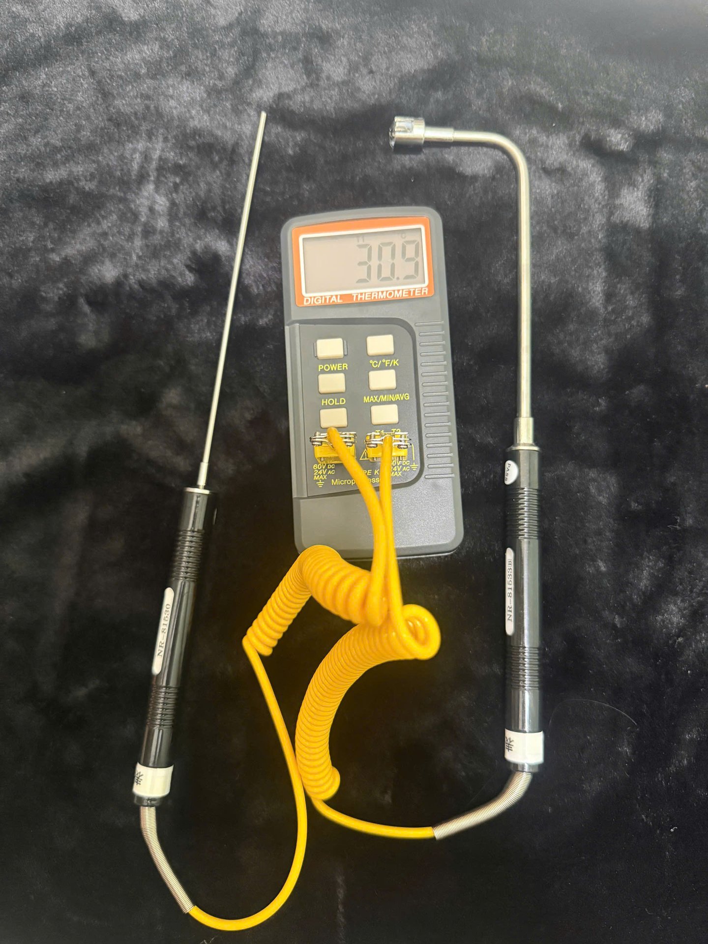 Máy đo nhiệt độ tiếp xúc DM6802B, thiết bị đo nhiệt độ. Máy đo nhiệt độ 2 kênh. 6802 II
