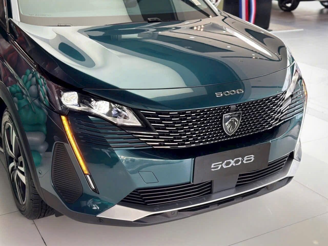 New Peugeot 5008 Premium