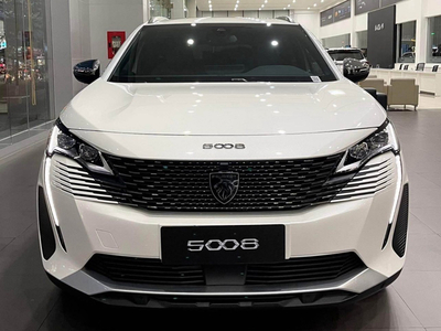 New Peugeot 5008 GT