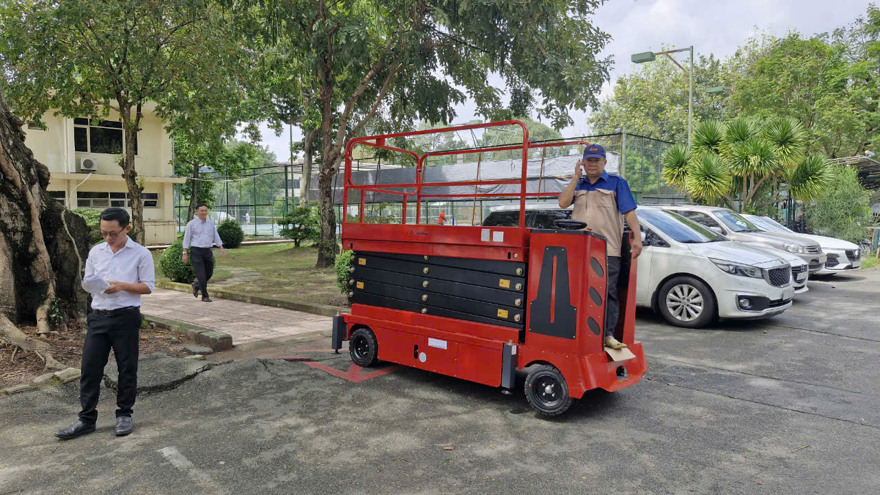 Xe thang nâng người 9m Maihui SJZ0.5 - 7