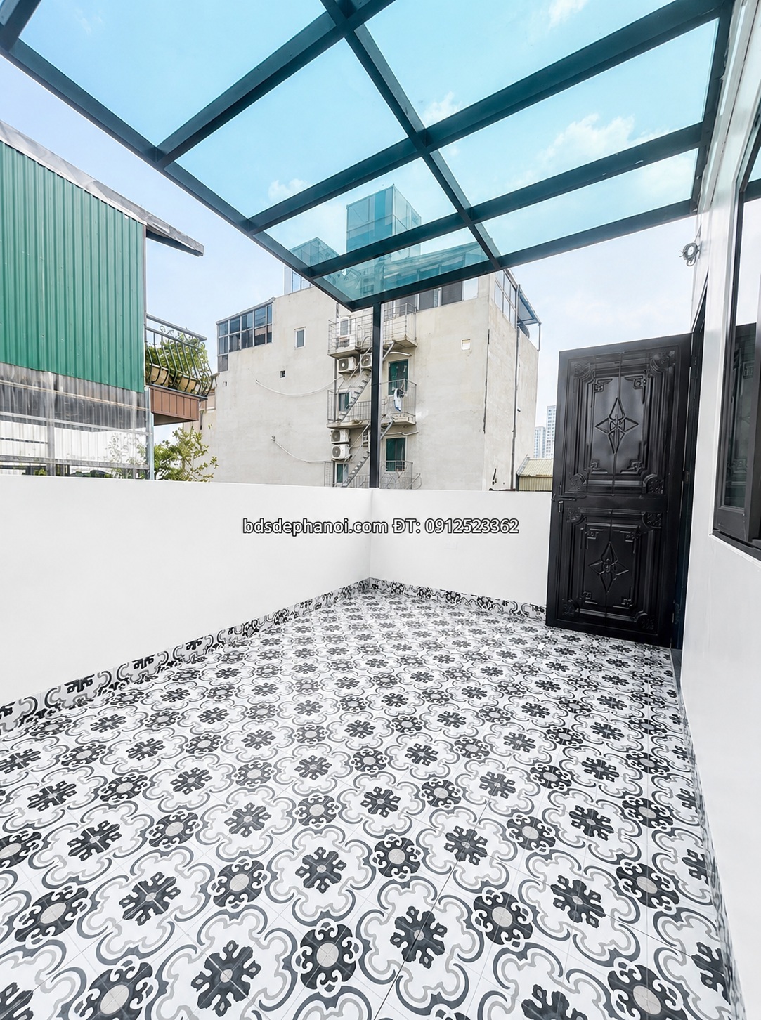 Bán Nhà Ngõ Dương Văn Bé Hai Bà Trưng, Ngõ Nông, 41m², 5 Tầng, Thang Máy, Gần Times City