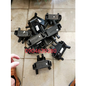 BÁN CHÂN MÁY SAU FAW TRƯỜNG GIANG