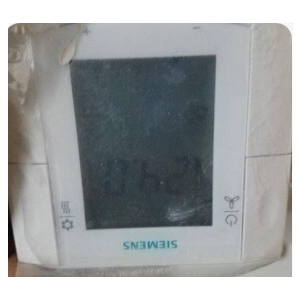 Bộ điều khiển nhiệt độ phòng Siemens RDF300.02