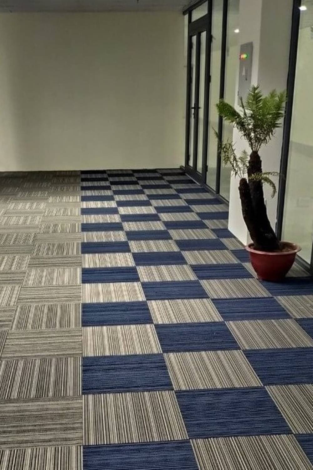 Thảm tấm đế cao su PVC KT 50cmx50cm HCO-LINOMELODY HNM