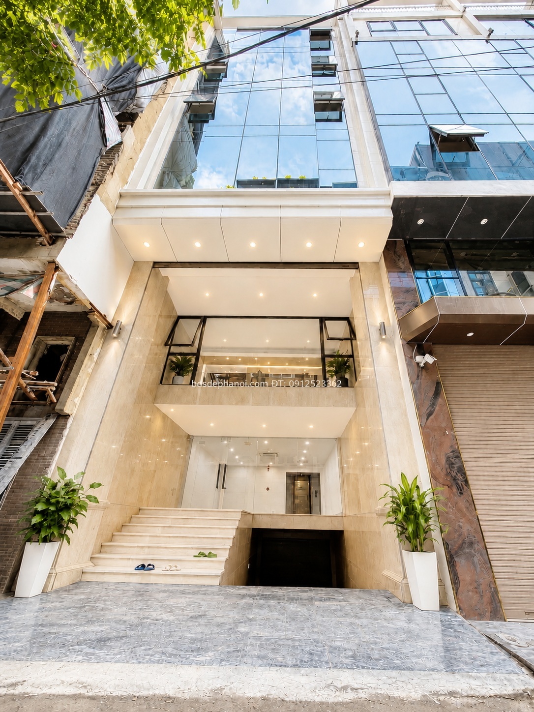 Bán Tòa Nhà Văn Phòng 9 Tầng Có Hầm Phố Phương Mai, Đống Đa – 95m², View Hồ, Hoàn Công Sổ Đỏ