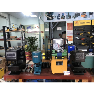 Đột lỗ thủy lực CH-100A