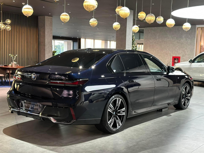 BMW 735i Msport All New