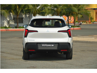 Mitsubishi Xforce GLX