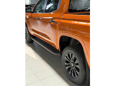 All-New Mitsubishi Triton 4WD AT Premium